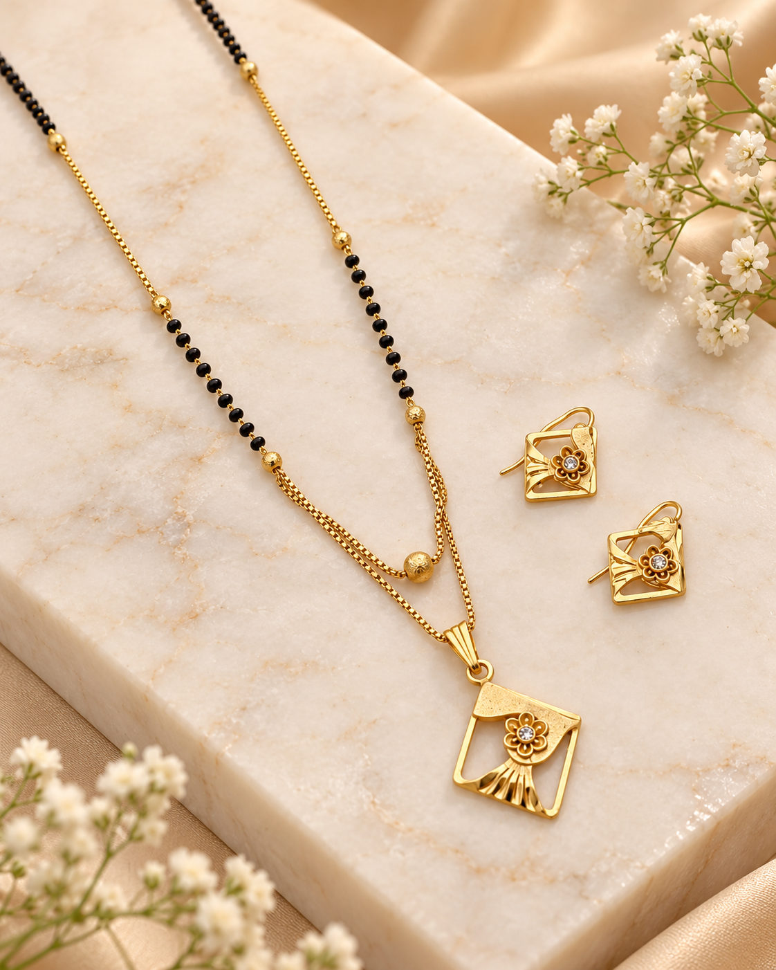 Jivaanik Floral Square Mangalsutra Set